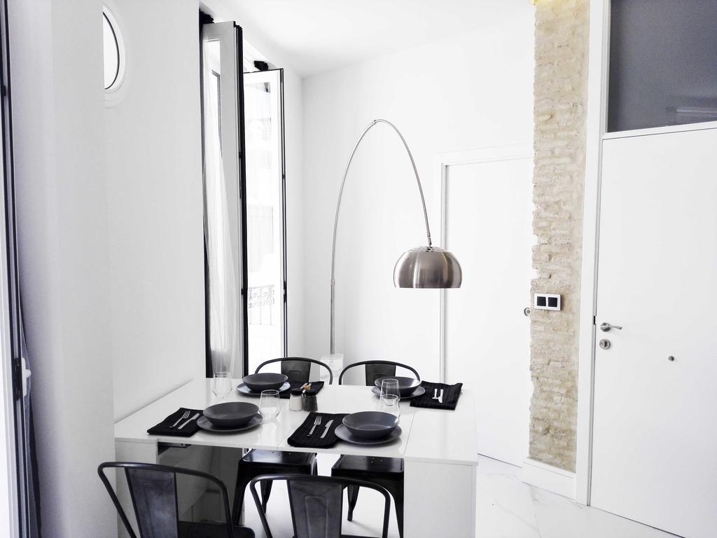 Apartamentos Adriano Sevilla Zimmer foto