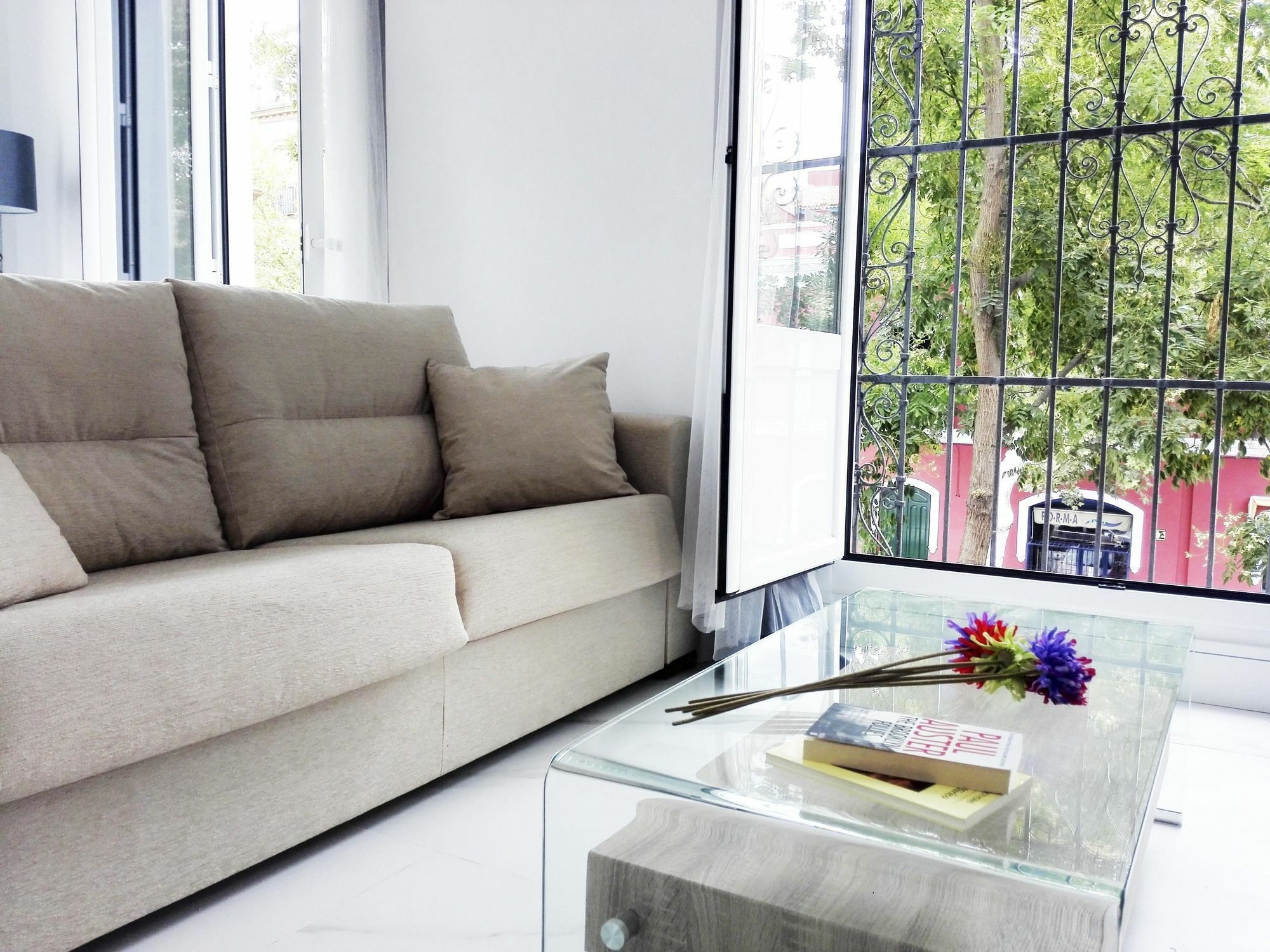 Apartamentos Adriano Sevilla Exterior foto